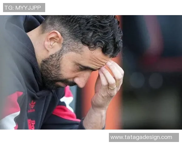 曼联4250万中锋已寻求归队！谢什科低迷却不用他，阿莫林解说理由